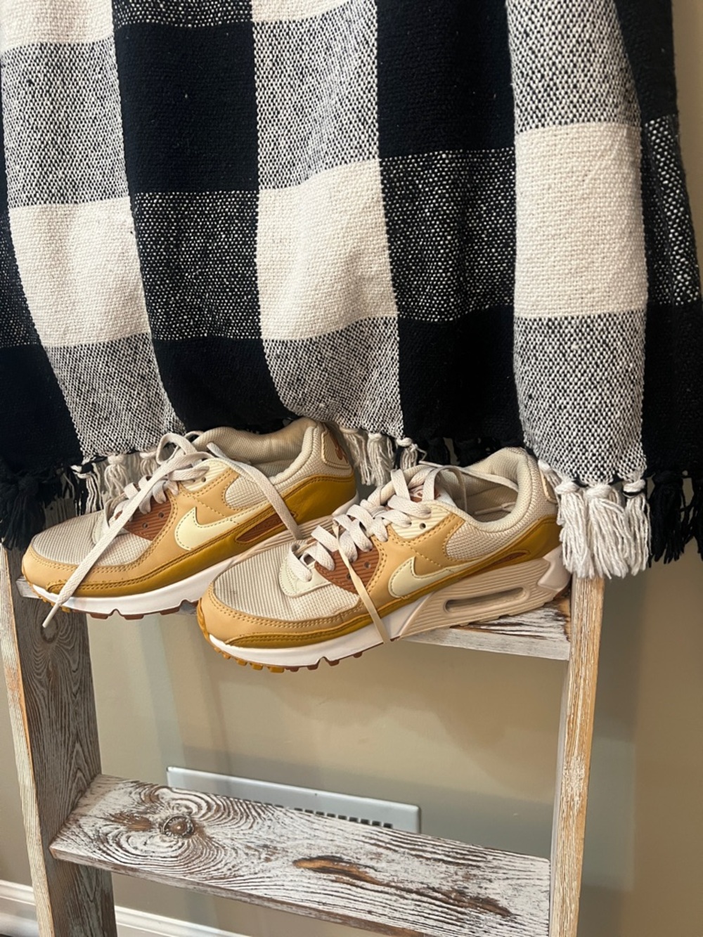 Nike Air Max 90 Caramel (Women's)